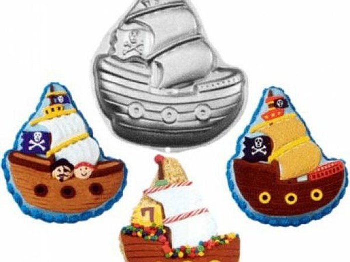 Металева форма для випічки "Піратський корабель"